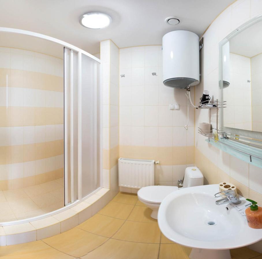 Studio In The City Center - Kravtsova Lane 13B-6 Harkiv Exterior foto
